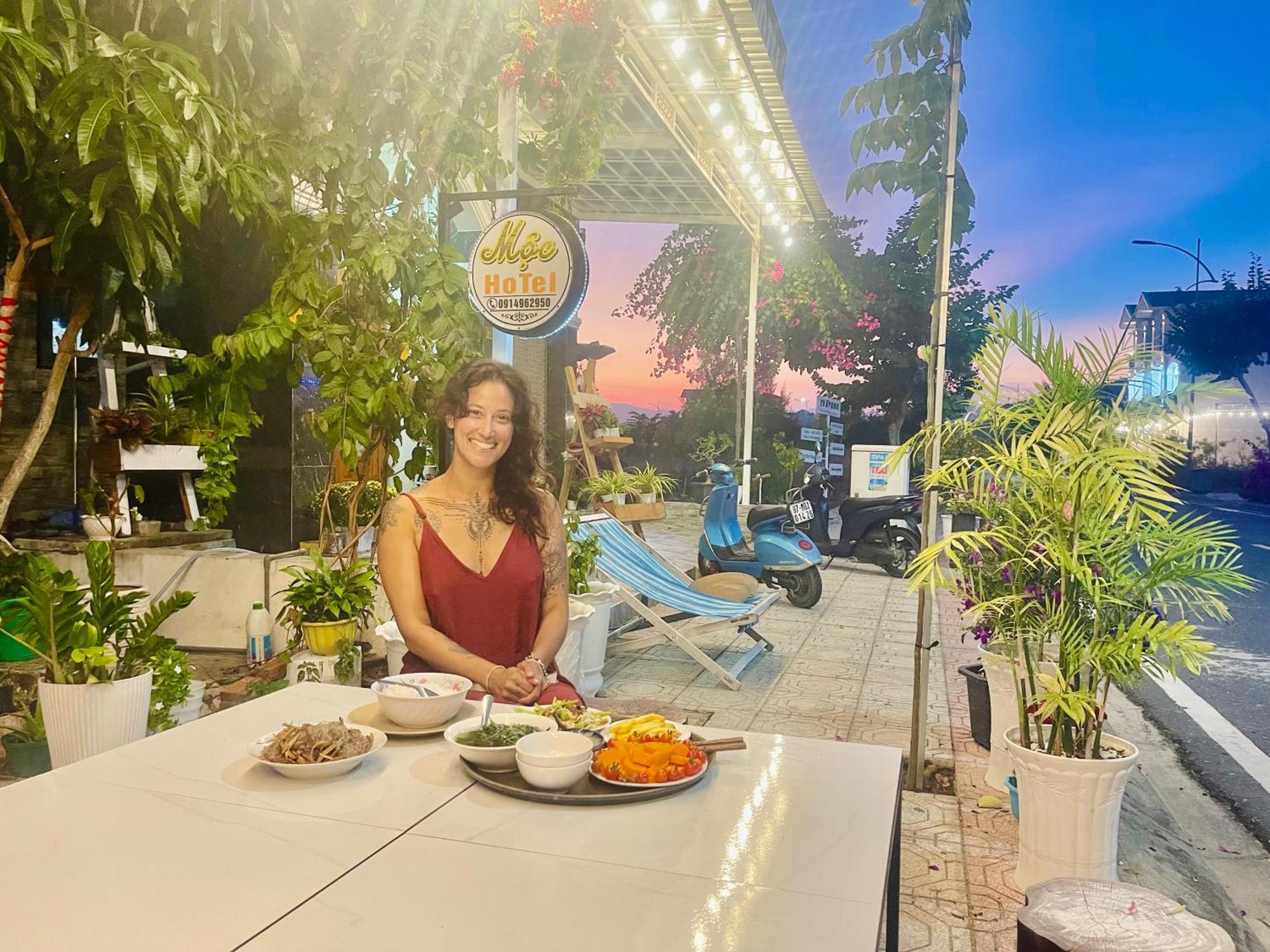 Moc Homestay- Near Bai Dai Beach Cam Lam Экстерьер фото